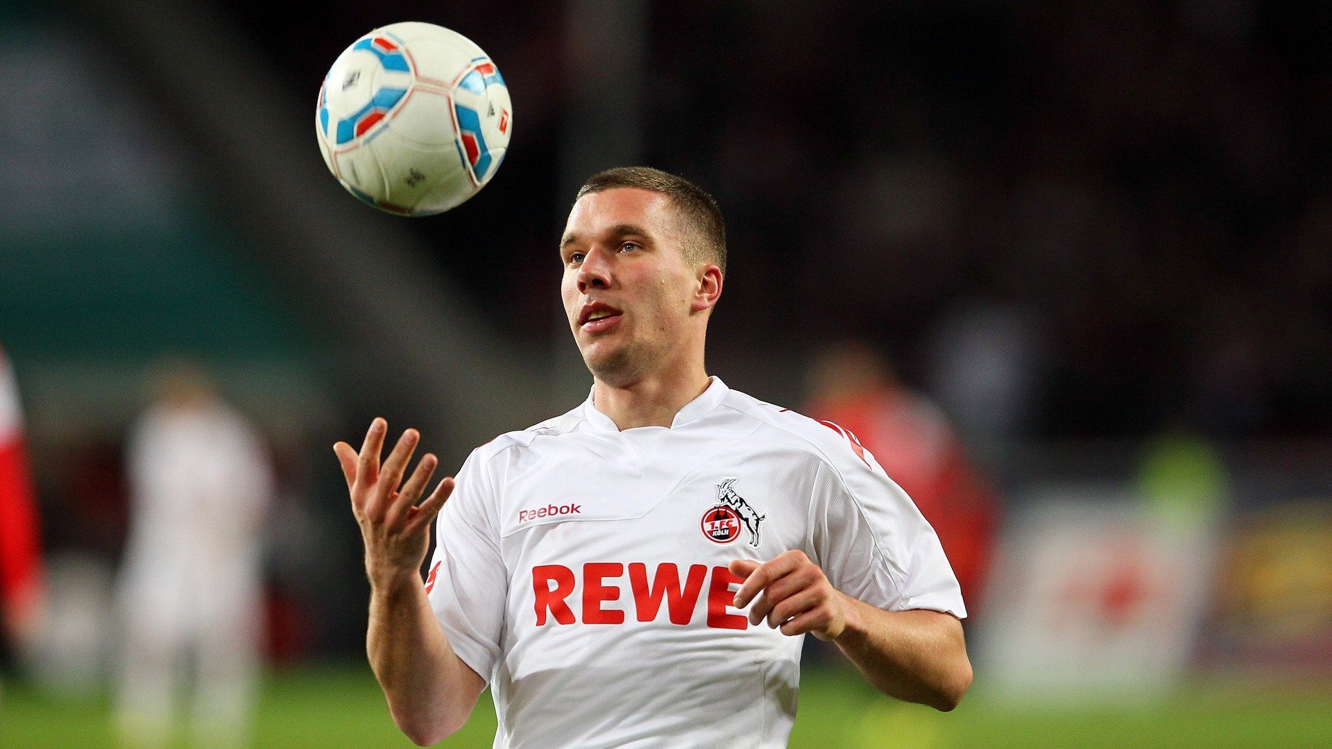 快船新援加盟，为季后赛带来新变数，快船重磅引援